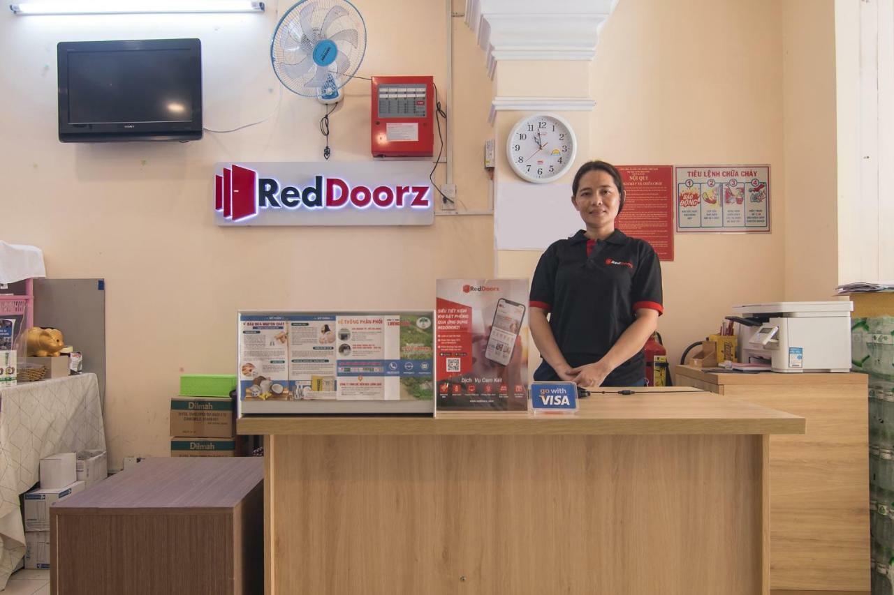 Reddoorz Near Khu Che Xuat Tan Thuan 2 Hotel Ho Chi Minh-Byen Eksteriør billede