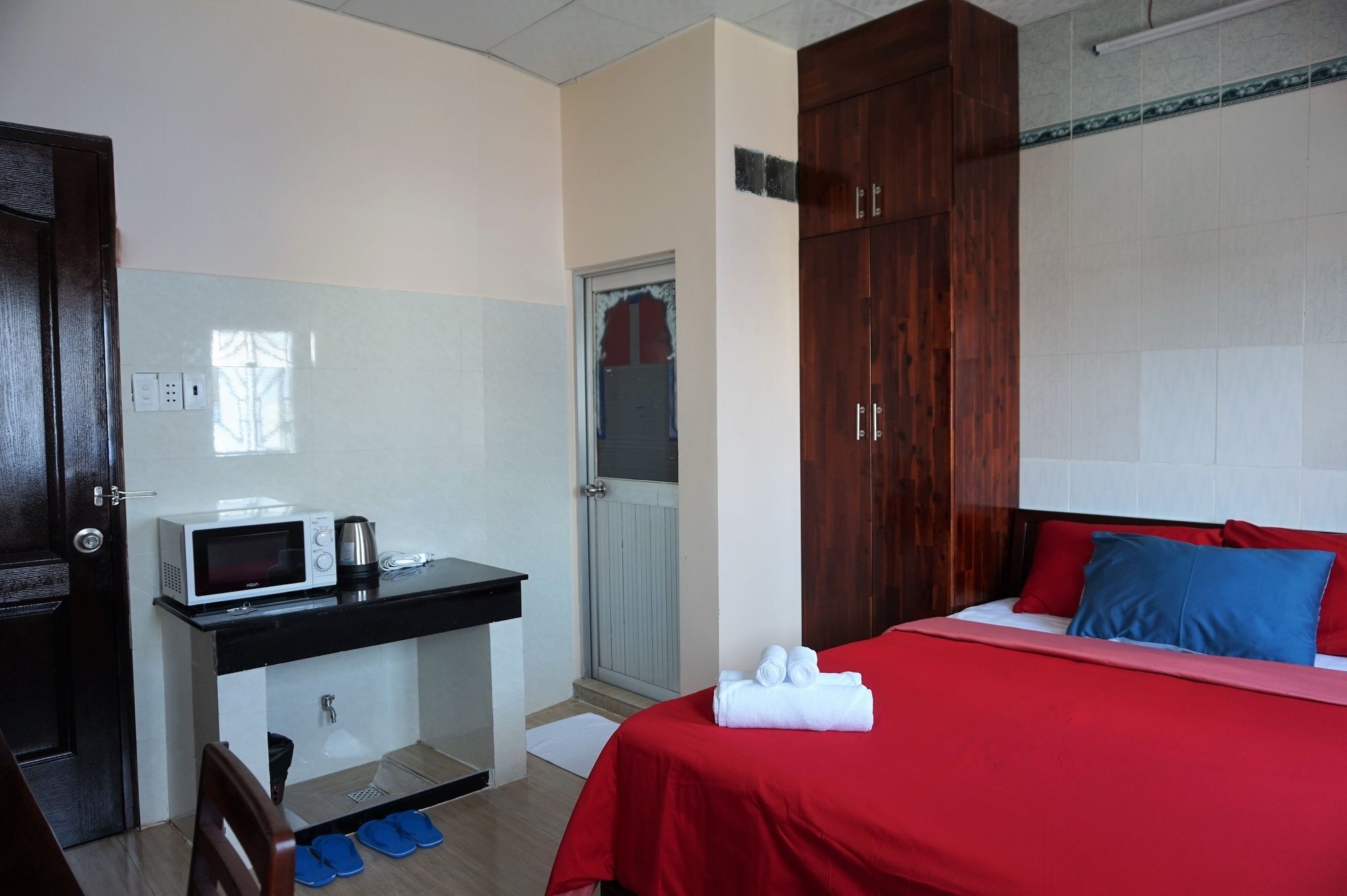Reddoorz Near Khu Che Xuat Tan Thuan 2 Hotel Ho Chi Minh-Byen Eksteriør billede